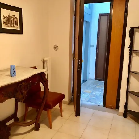 City Center + Wifi * Bari