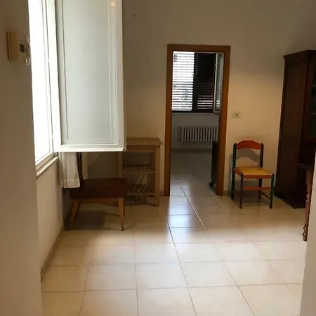 City Center + Wifi * Bari
